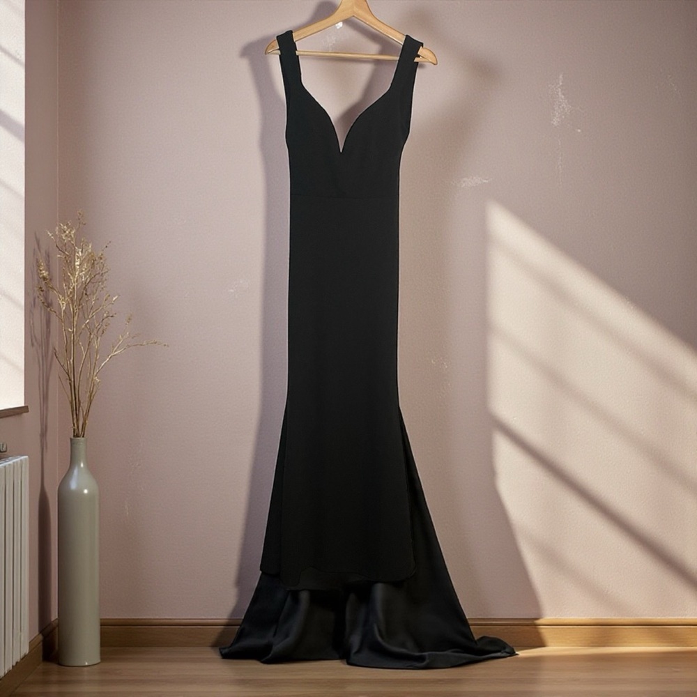 Lulus Black Backless Mermaid Maxi Dress NWT Size M Formal Evening Gown - Picture 2 of 6